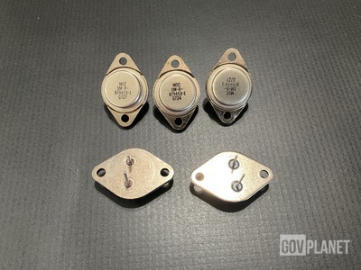 (62) SM-B-879453-1 Transistors