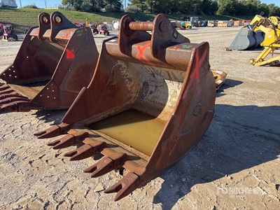 Strickland 60 in Digging Excavator Bucket