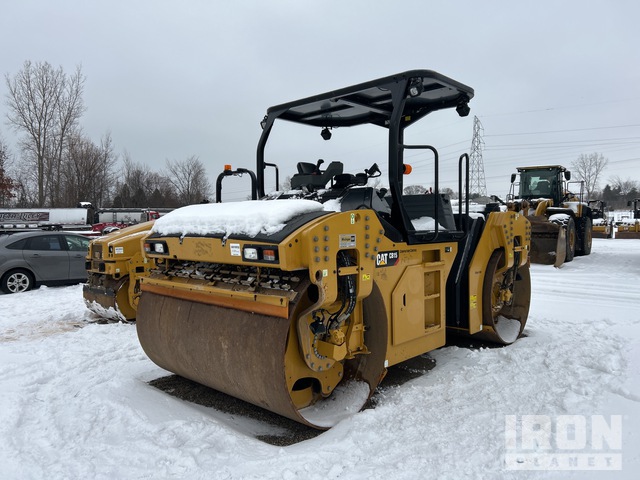 COMPACTADOR 2021 CATERPILLAR CB15