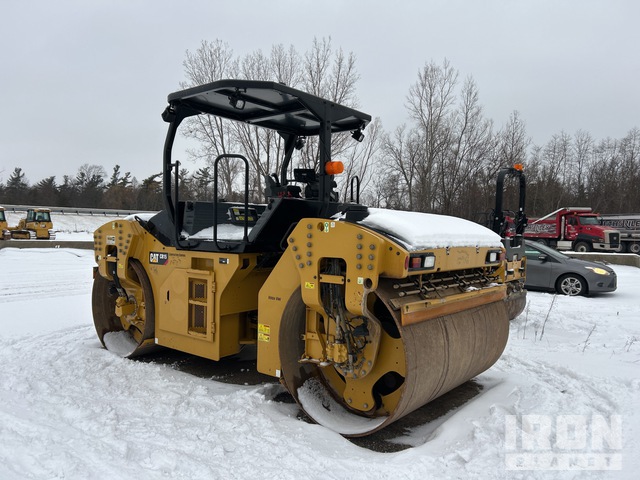 COMPACTADOR 2021 CATERPILLAR CB15