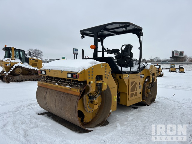 COMPACTADOR 2021 CATERPILLAR CB15