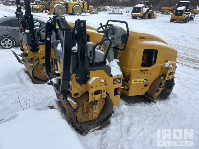 COMPACTADOR 2021 CATERPILLAR CB2.7