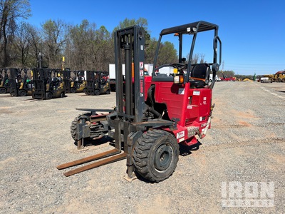 2016 Moffett M8 55.4 5500 lb 3x3 Carretilla Elevadora transportable