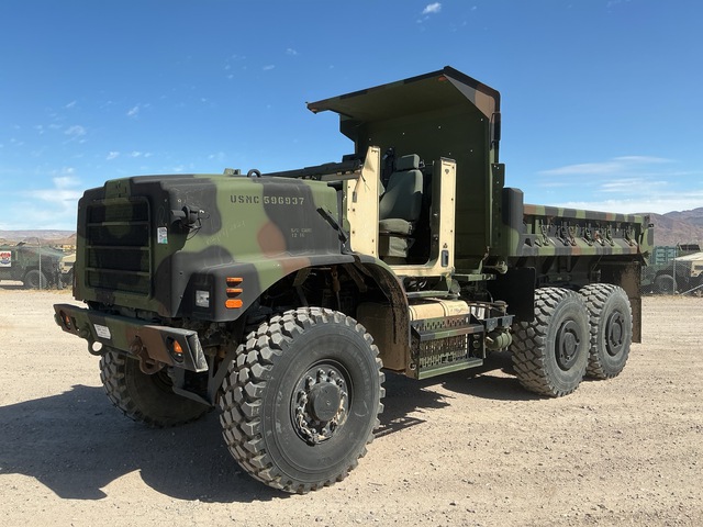 2005 Oshkosh AMK30A1 MTVR 7 Ton 6x6 Dump Truck 2005 Oshkosh AMK30A1 MTVR 7 Ton 6x6 Dump Truck