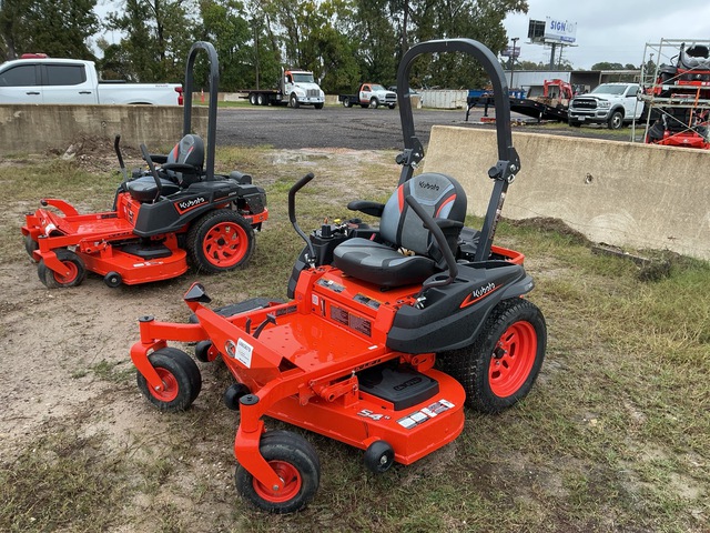 Kubota Z421KW Zero-Turn Lawn Mower