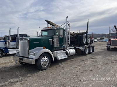 2011 Kenworth W900 6x4 ログトラック