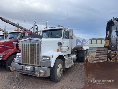 1988 Kenworth W900 4000 gal 6x4 Water Truck