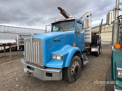 2000 Kenworth T800 6x4 Rungen-Lkw (Inoperable)
