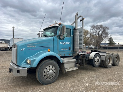 2006 Kenworth T800 8x4 Day Cab Truck Tractor