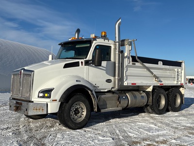 2015 Kenworth T880 6x4 Camion à benne tandem