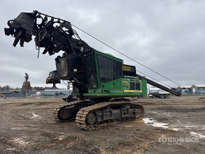2012 John Deere 2454D Delimber