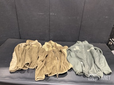 (4) Extreme Cold Weather Parka Liners & (86) Cold Weather Jackets
