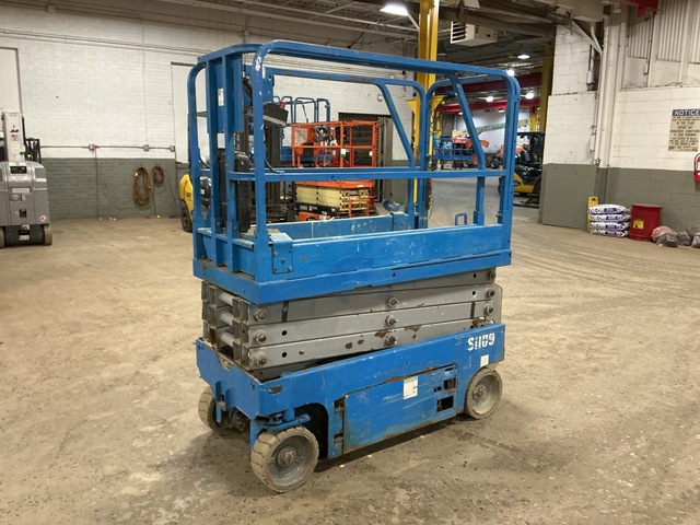 2013 Genie GS1930 Electric Scissor Lift