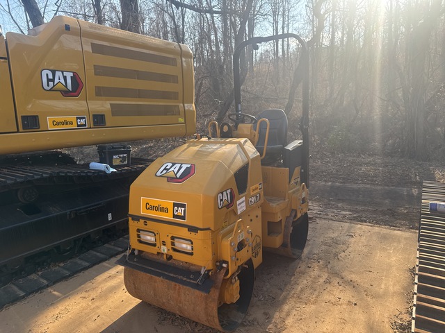2025 Cat CB1.7 Double Drum Roller