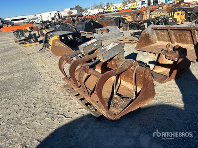 67 in Q/C General Purpose Skid Steer Grapple Bucket
