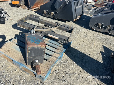 Lowe 750CLH Tarière pour chargeuse à différentiel