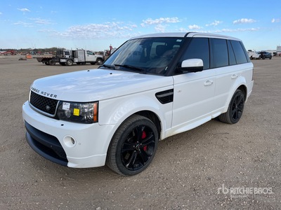 2013 Land Rover Range Rover Sport Autobiography 4WD を見 SUV