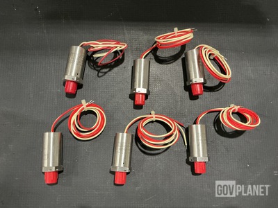 (18) Hydra-Electric 9117 Pressure Switches