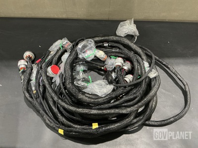 (2) Oshkosh 3885066 Wiring Harnesses