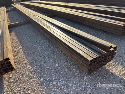Quantity of (35) 1-1/2 in x 1 in 14 GA Rectangle Tubing معادن متنوعة