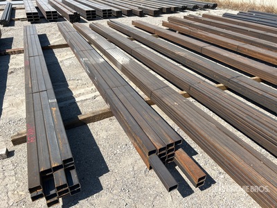 Quantity of (16) 2 in x 3 in x 11 GA Rectangle Tube معادن متنوعة