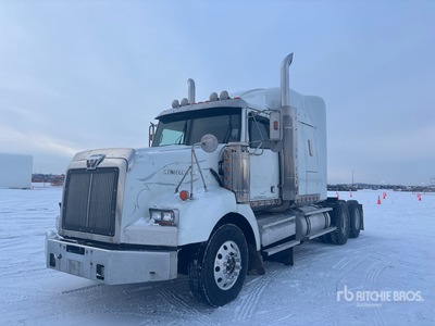 2005 Western Star 4900SB 6x4 T/A Sleeper Truck Tractor