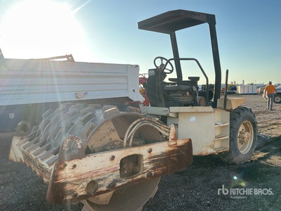 2000 Ingersoll Rand SD-70F Padfoot Drum Compactor (Inoperable)