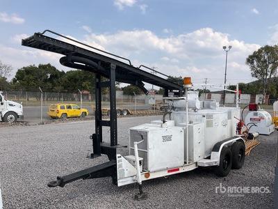 1997 Craftco EZ Pour T/A Hydraulic Selladora de Pavimento / Pavement Sealer