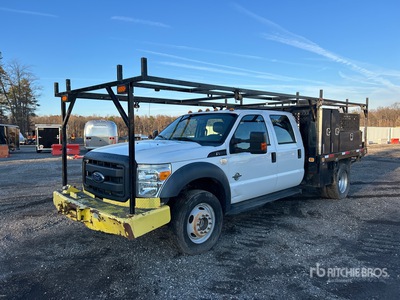 2016 Ford F-450 Flatbed Truck
