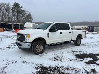 2017 Ford F-250 XL 4x4 Crew Cab Pickup