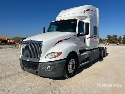 2018 International LT625 6x4 Sleeper Truck Tractor