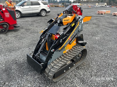 2024 Giant GS950T Mini Compact Track Loader (Unused)