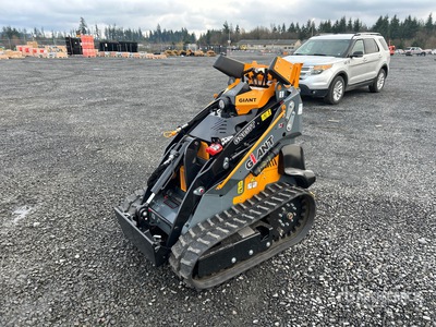 2024 Giant GS950T Mini Compact Track Loader (Unused)