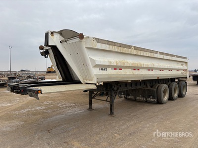 2005 Arnes 31 ft Tri/A End Dump Trailer