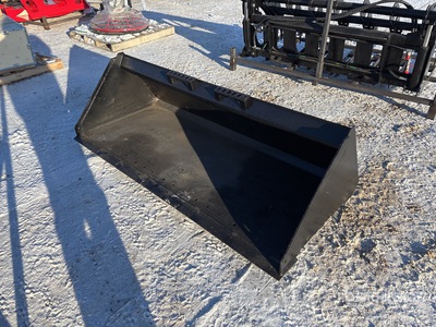 2025 GIYI 72 in General Purpose Skid Steer Bucket (Unused)