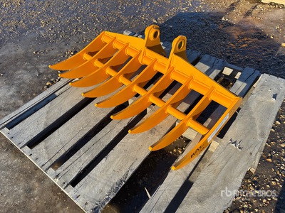 2026 GIYI 38 in Râteau de pelleteuse - Fits Cat 303 (Unused)