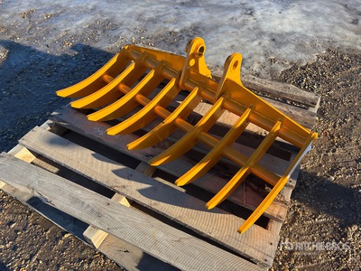 2026 GIYI 38 in Râteau de pelleteuse - Fits Cat 303 (Unused)