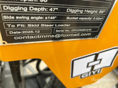 2026 GIYI GY-BD98 スキッドステアバックホー (Unused)