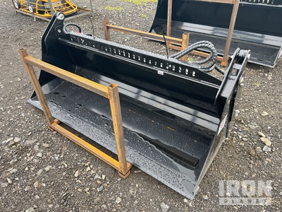 2025 GIYI GY-KH72 1800 mm Multi-Purpose Skid Steer Bucket (Unused)
