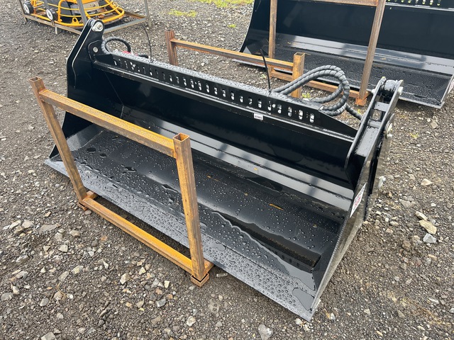 2025 GIYI GY-KH72 1800 mm Multi-Purpose Skid Steer Bucket (Unused)