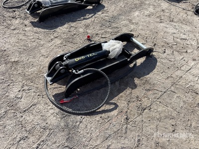 2026 GIYI GY-XJ7T 46 in Hydraulic Baggerdaumen (Unused)