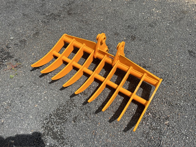 GIYI 1000 mm Excavator Rake - Fits Cat 303 (Unused)