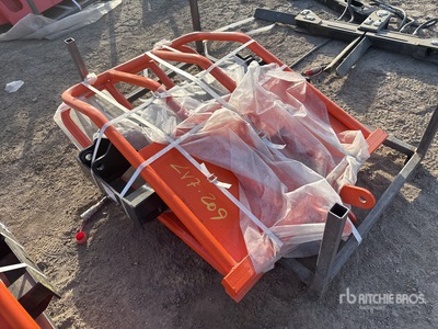 2026 GIYI GY-CL100 40 in Skid Steer Clamp Grabber - Fits CL100 (Unused)