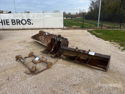 1 Cleanup Bucket, 2 Digging, 1 Multi Purpose Bucket, 1 Chain for reel Qte De Godets Qty Of Bucket - Fits Mecalac