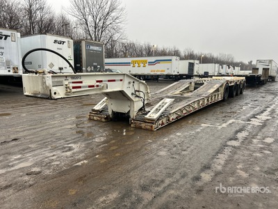 2011 JCTR GNF 48080 kg Quad/A Single Drop Removable Gooseneck Lowboy Trailer