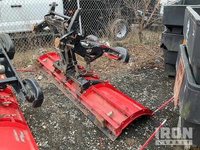 Western 9 ft 2 Way トラック プラウ