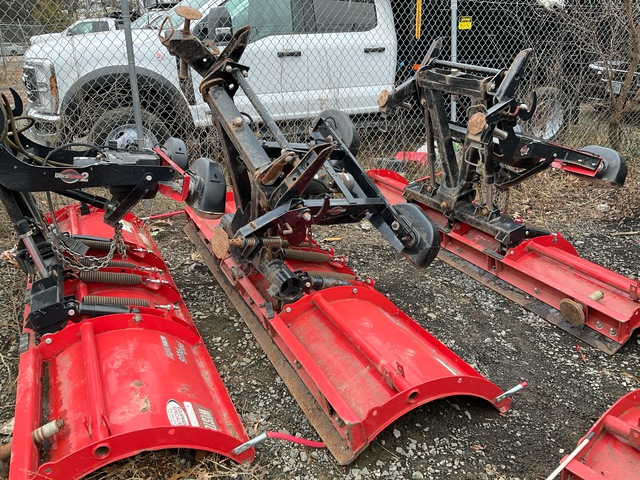 Western Ultra Finish 9 ft 2 Way Snow Plow