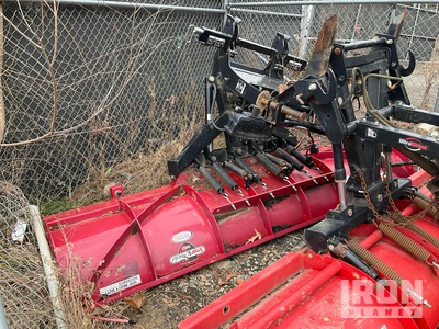 Boss 9 ft 2 Way トラック プラウ