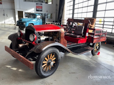 1929 Plymouth 4x2 4 Ft. 9 In custom made bed with wooden sides Pickup