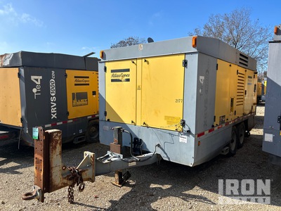 2016 Atlas Copco XRVS 1000 CD7 1000 cfm Mobile Luftkompressor